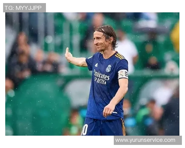 维尼修斯:从新星崛起到足球世界的璀璨明珠之路 维尼修斯:从新星崛起到足球世界的璀璨明珠之路